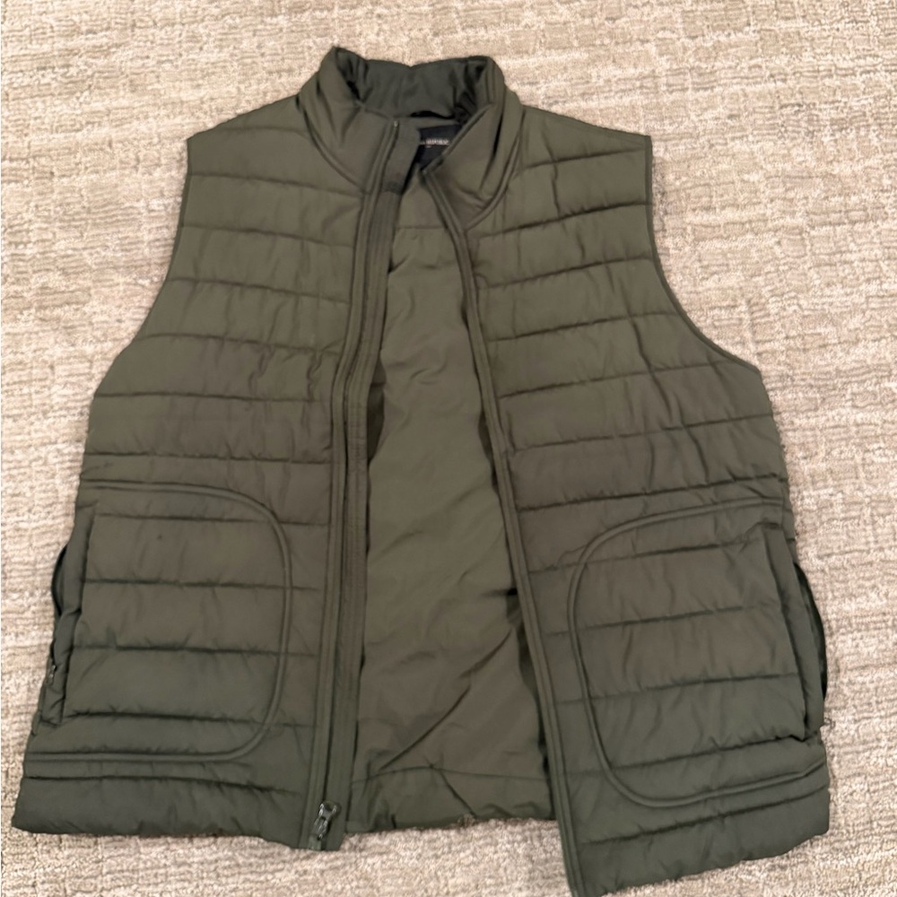 Banana Republic Men's Dark Green Quilted Vest